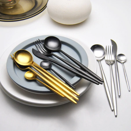 Luxurious 24-Piece Gold and Silver Stainless Steel Cutlery Set