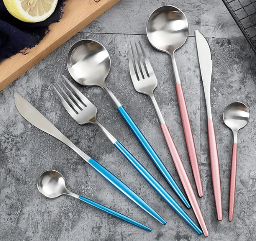 Luxurious 24-Piece Gold and Silver Stainless Steel Cutlery Set