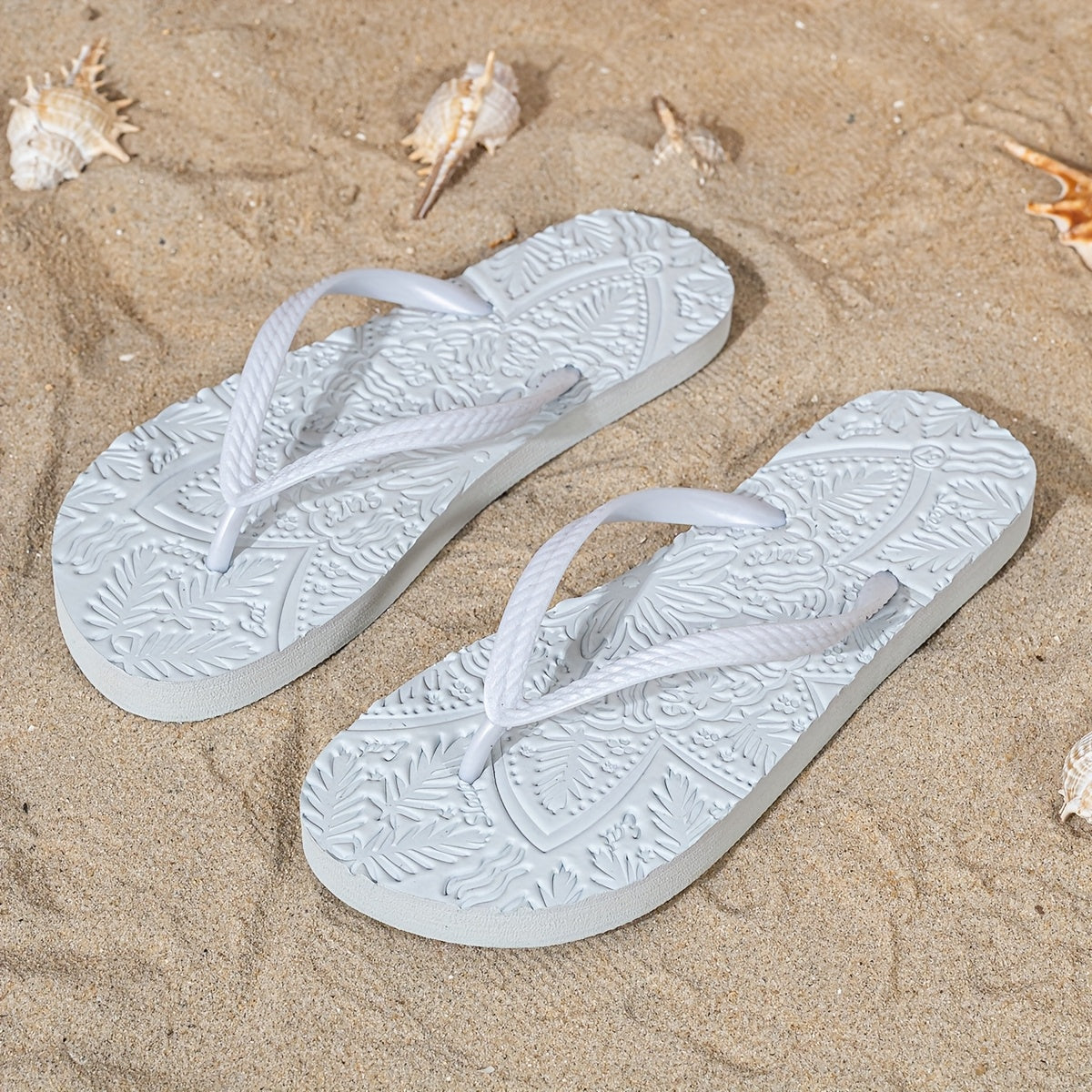 Lightweight Slip-On Women's Slippers with Embossed Leaf Pattern