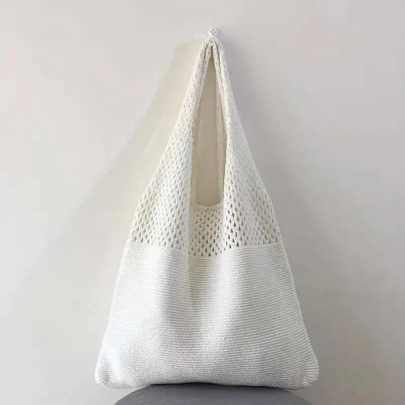 Large Capacity Crocheted Women's Beach Bag with Open Structure