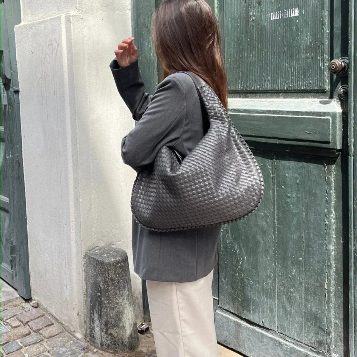 Chic Vegan Leather Tote Bag for Everyday Use