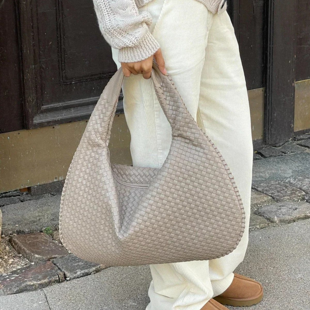 Chic Vegan Leather Tote Bag for Everyday Use