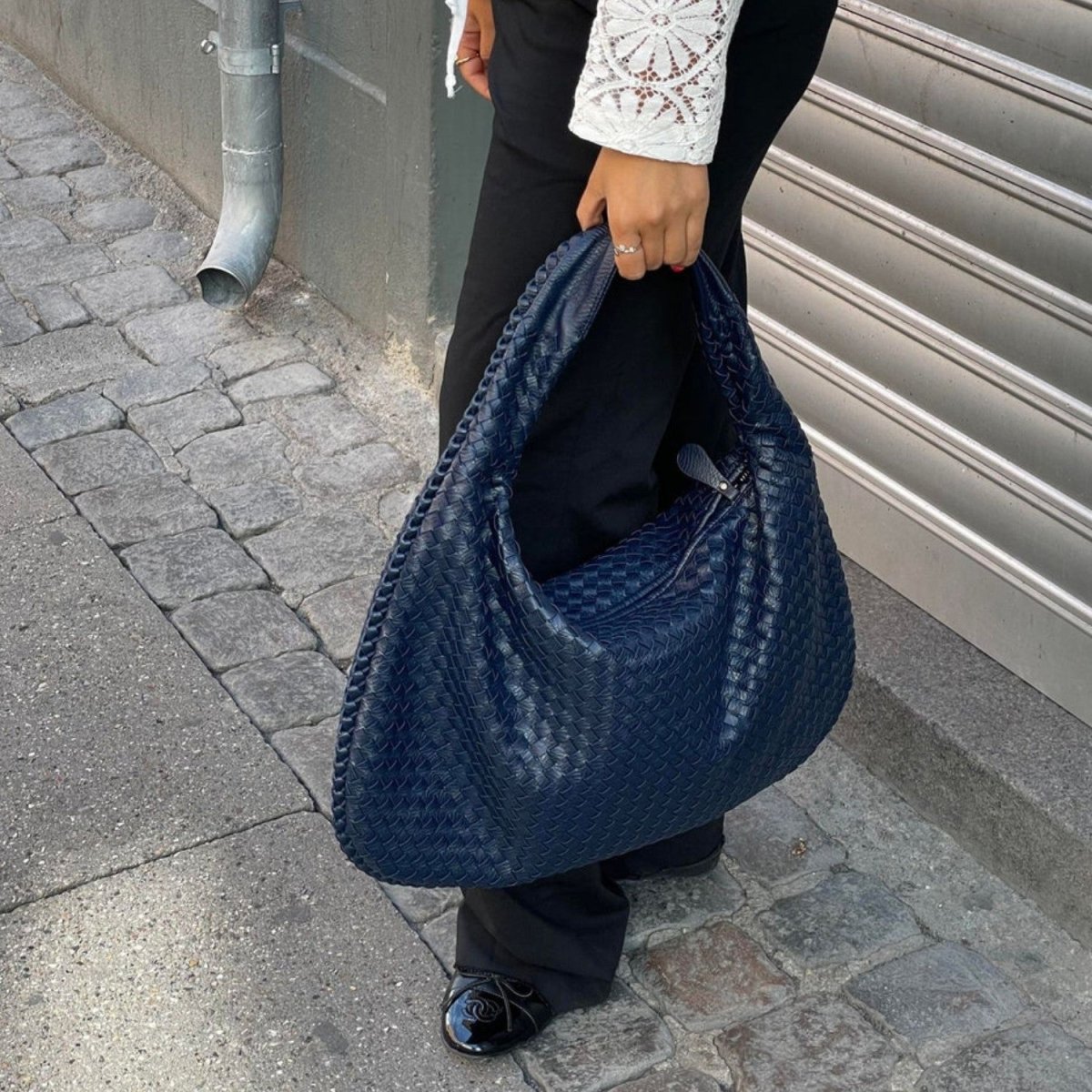 Chic Vegan Leather Tote Bag for Everyday Use