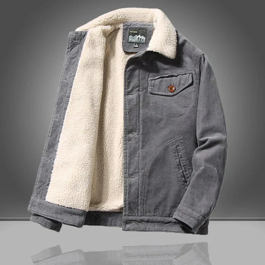 Insulated Winter Jacket with Modern Style and Practical Pockets