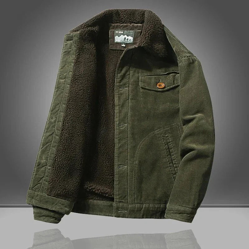 Insulated Winter Jacket with Modern Style and Practical Pockets