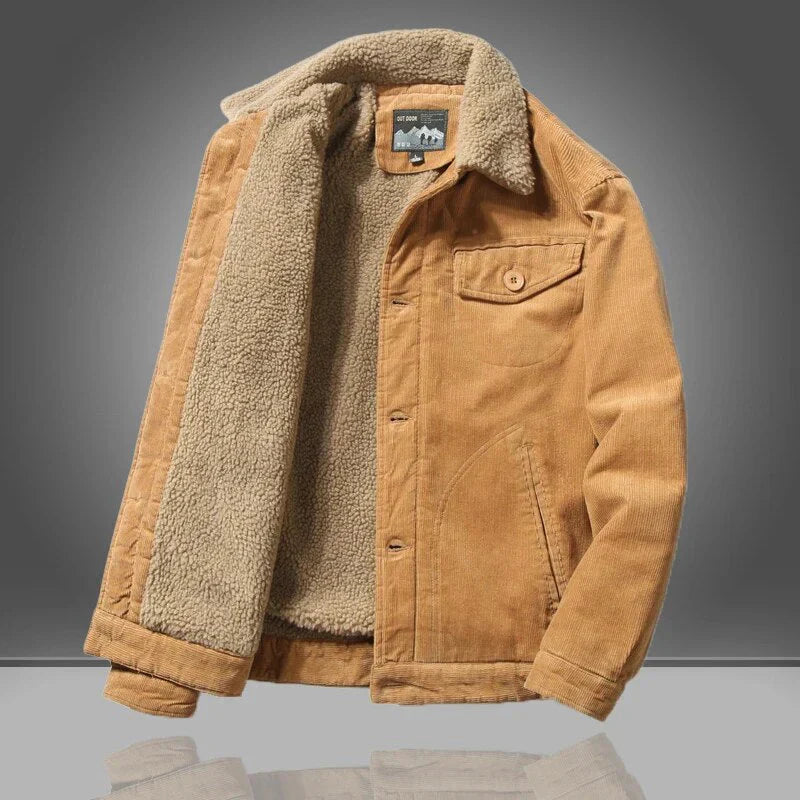 Insulated Winter Jacket with Modern Style and Practical Pockets