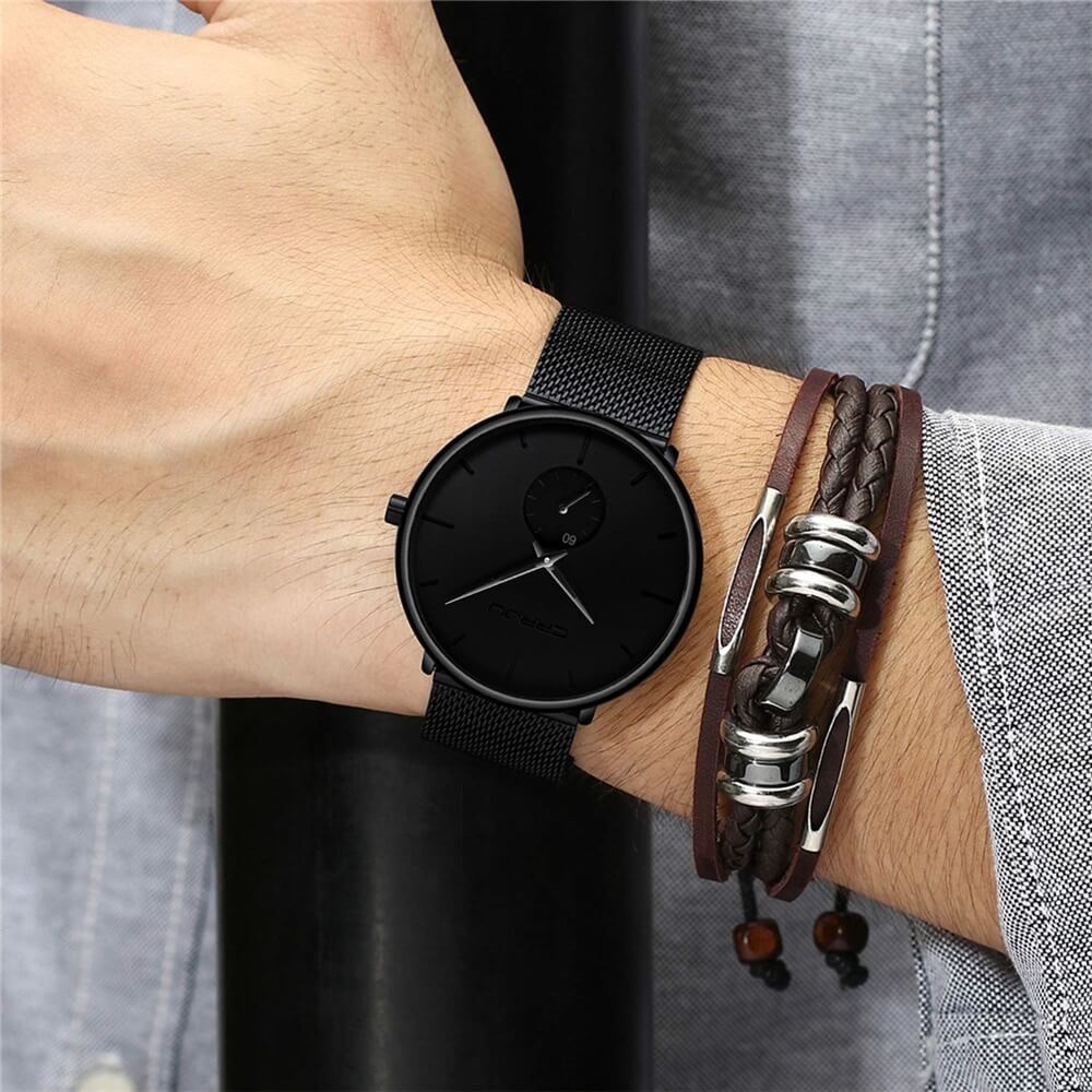 Luxurious Men's Quartz Wristwatch for Style and Precision