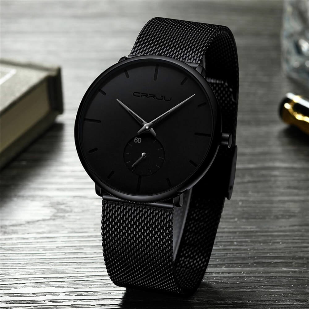 Luxurious Men's Quartz Wristwatch for Style and Precision