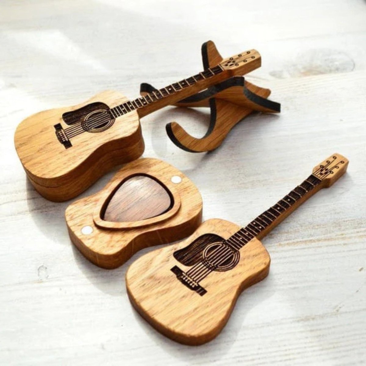 Personalized Engraved Oak Guitar Pick Box