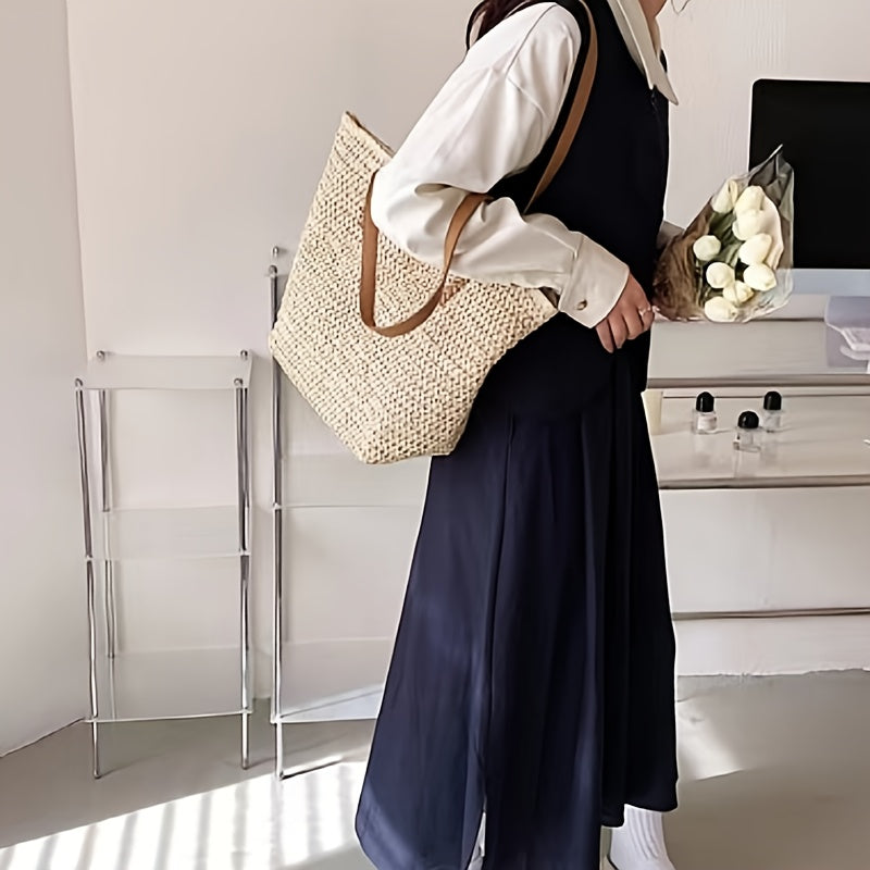 Spacious Woven Straw Beach Tote with Zipper Closure