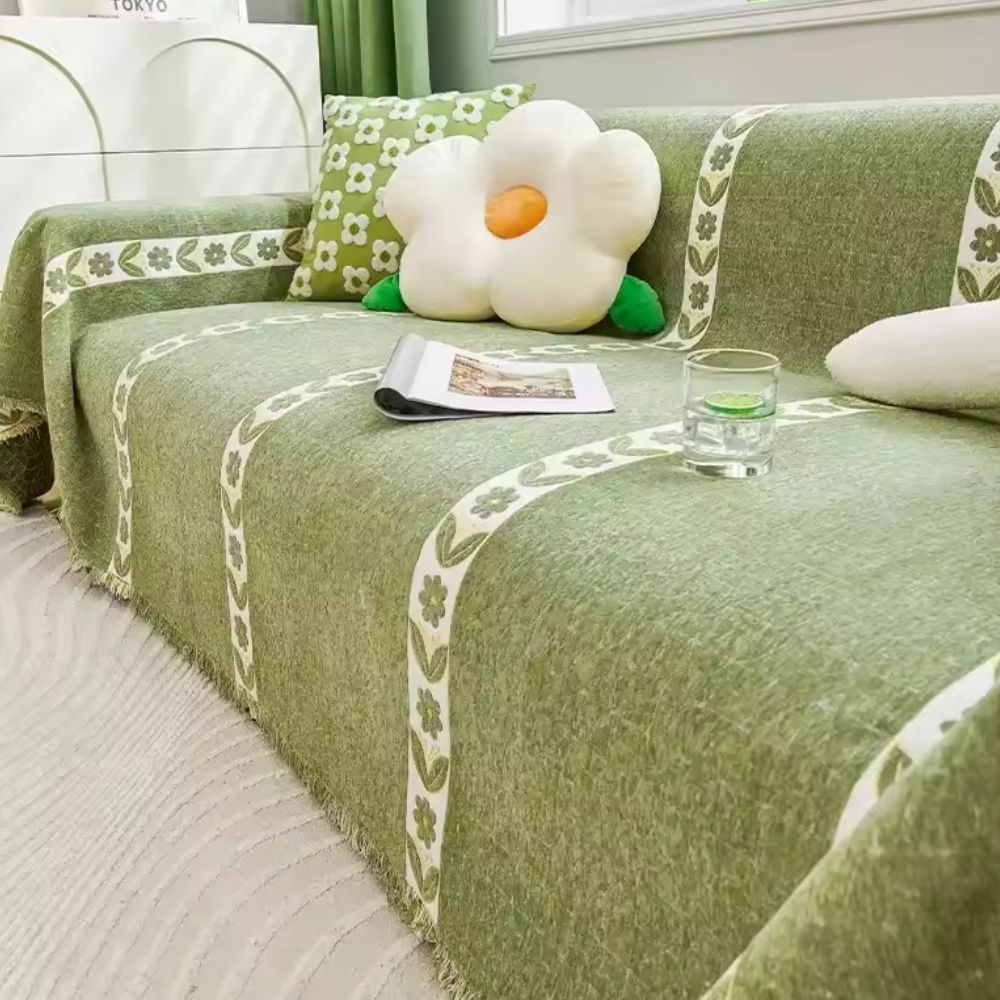 Leaf-Patterned Chenille Sofa Cover