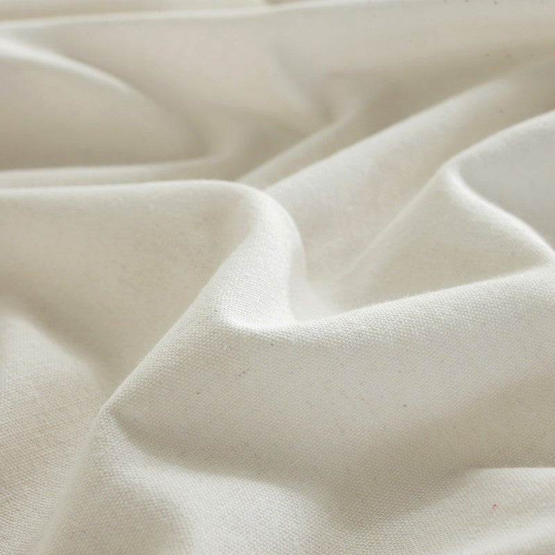 100% Cotton Fiesta White Tablecloth with Pompom Edge