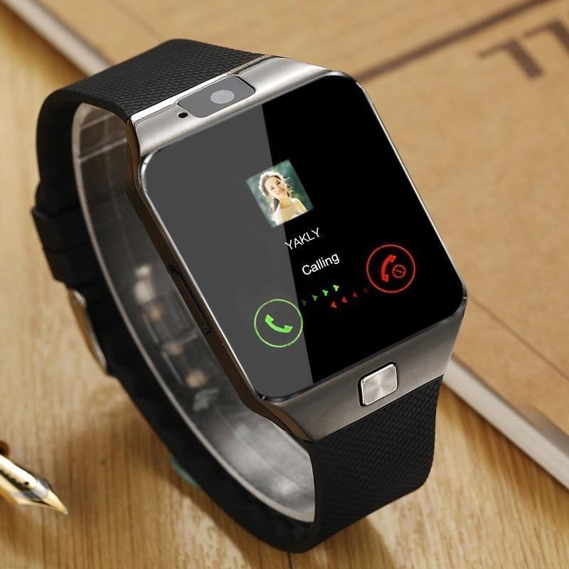 Smartwatch with Health Monitoring and Bluetooth Connectivity