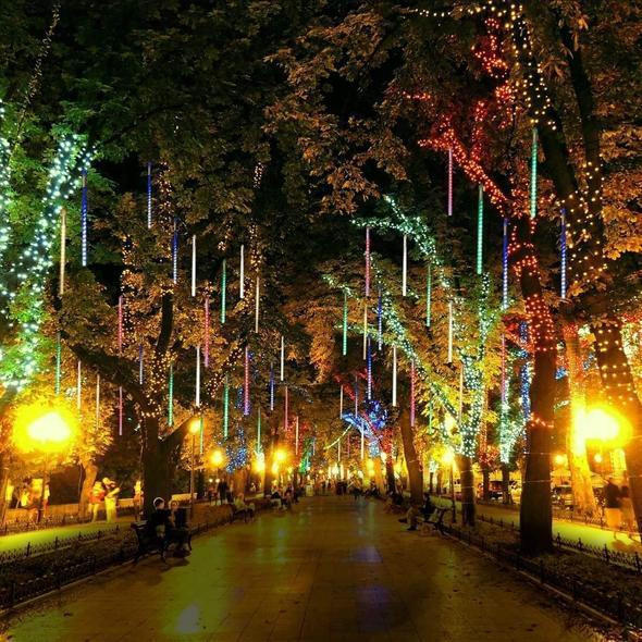 LED Snowfall Garland Lights with Meteor Rain Effect
