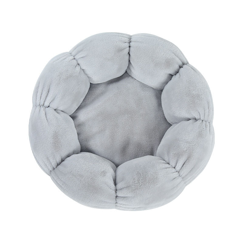 Flower Shape Cat Bed with Soft Rabbit Fleece and Non-Slip Bottom