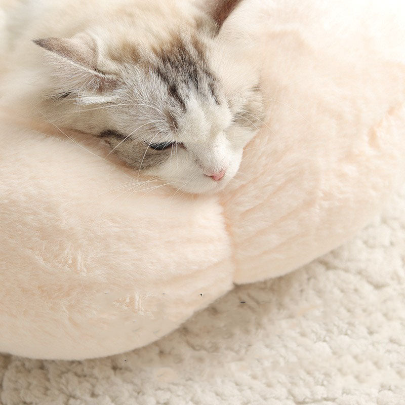 Flower Shape Cat Bed with Soft Rabbit Fleece and Non-Slip Bottom