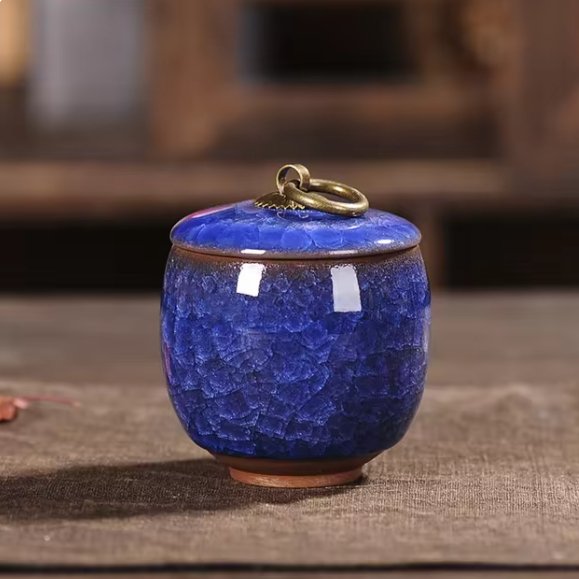 Handcrafted Cat-Shaped Ceramic Pet Urn