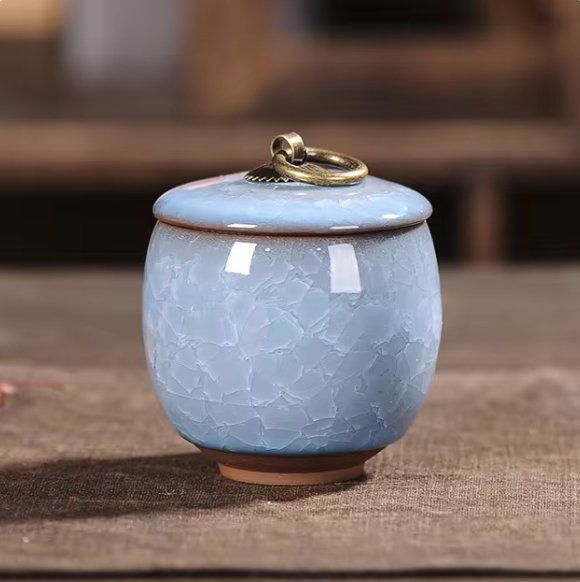 Handcrafted Cat-Shaped Ceramic Pet Urn