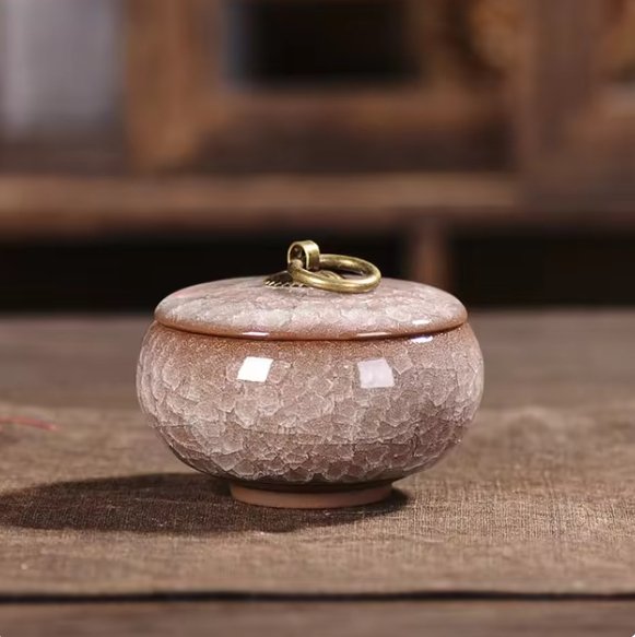 Handcrafted Cat-Shaped Ceramic Pet Urn