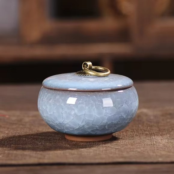 Handcrafted Cat-Shaped Ceramic Pet Urn