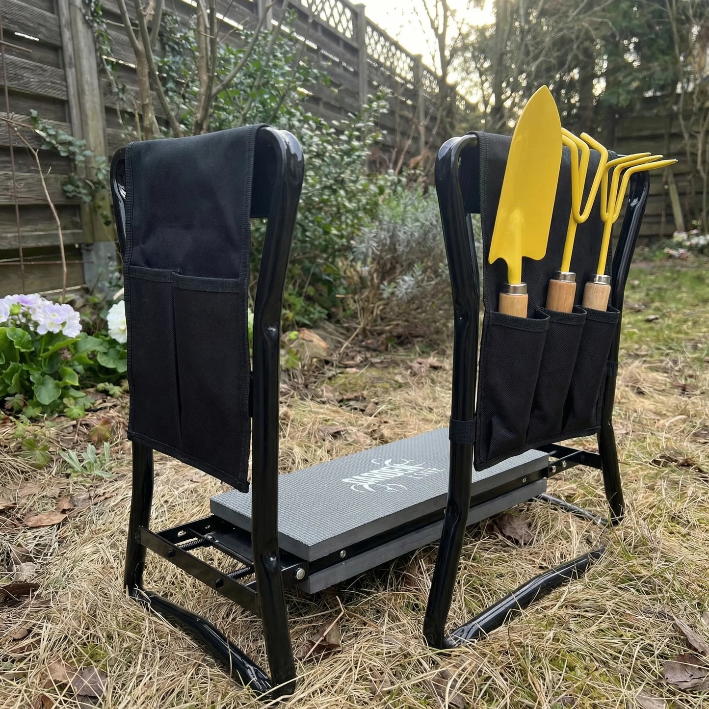 Folding Garden Kneeler and Seat with Tool Bag