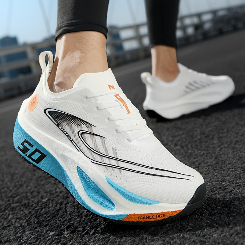 Mid-Top Sports Shoes for Running and Training
