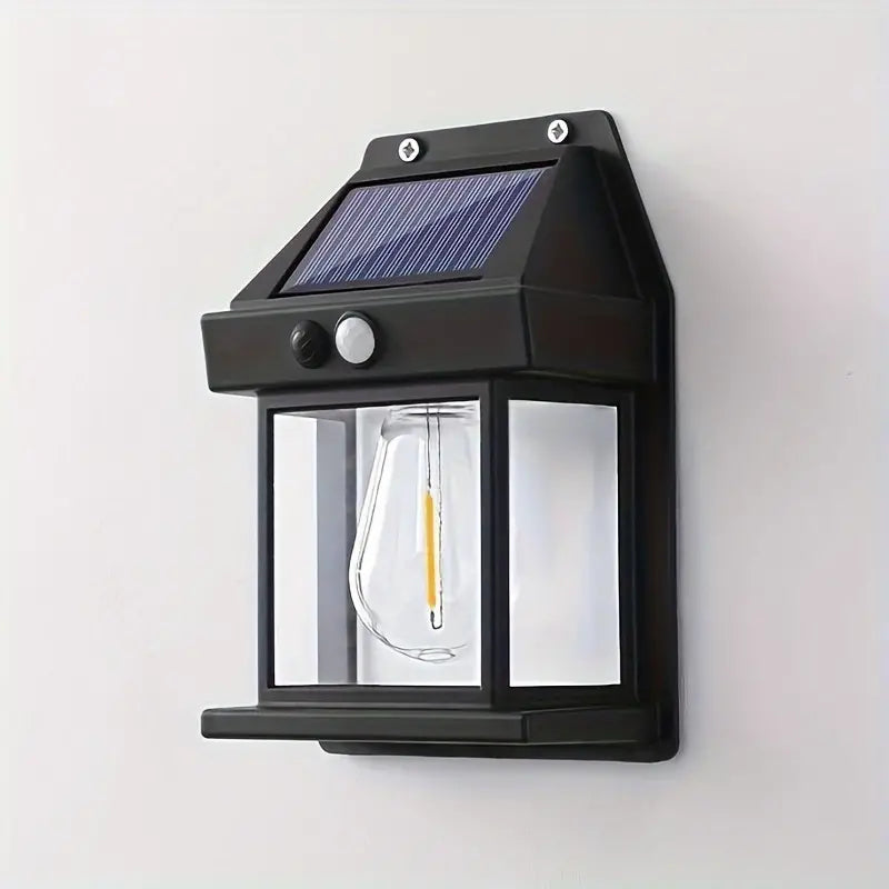 Solar Outdoor Motion Sensor Lamp with Automatic Activation