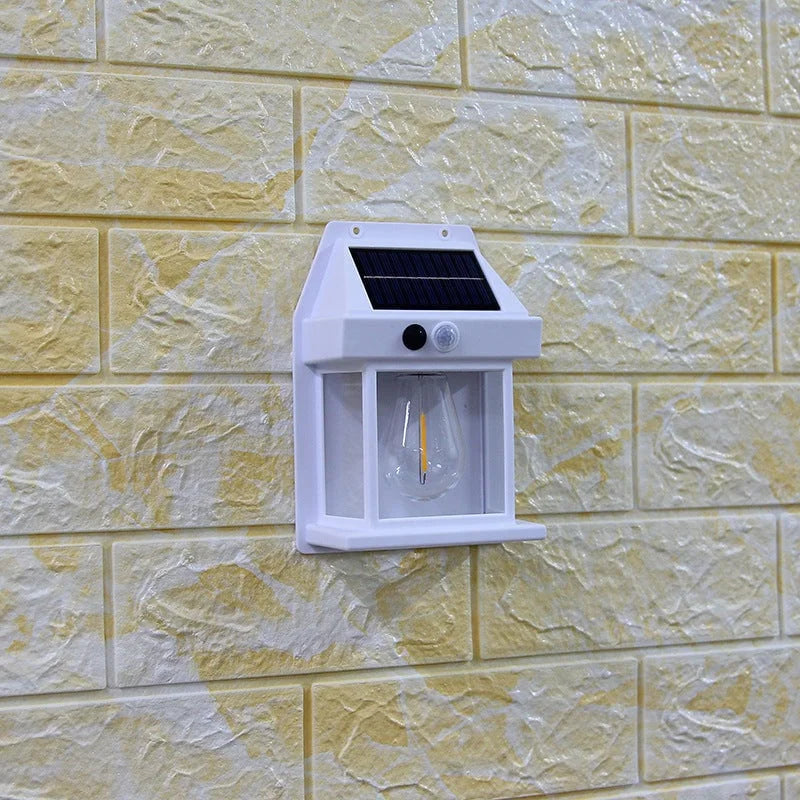 Solar Outdoor Motion Sensor Lamp with Automatic Activation