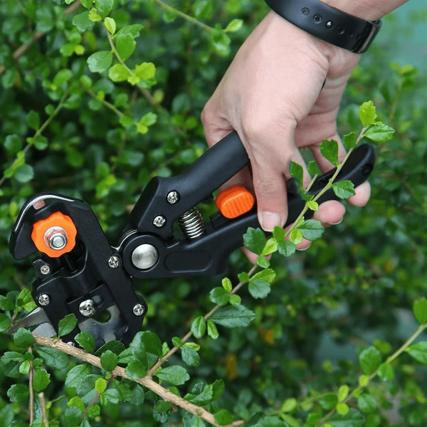 Professional Grafting and Pruning Tool with Ergonomic Handle