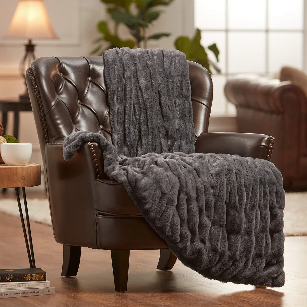 Reversible Faux Fur Throw Blanket