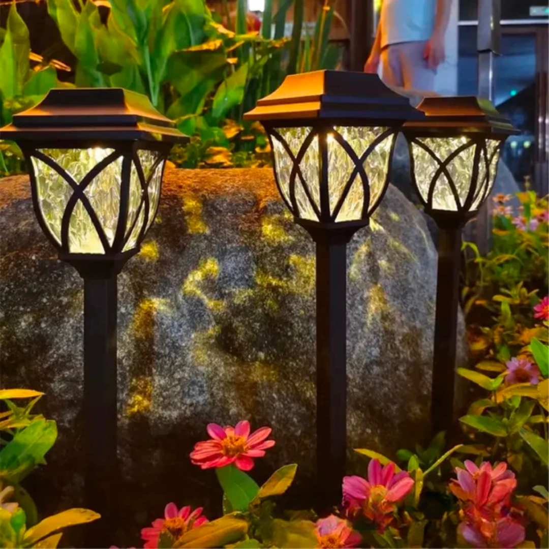Solar-Powered Classic Lantern Garden Lights