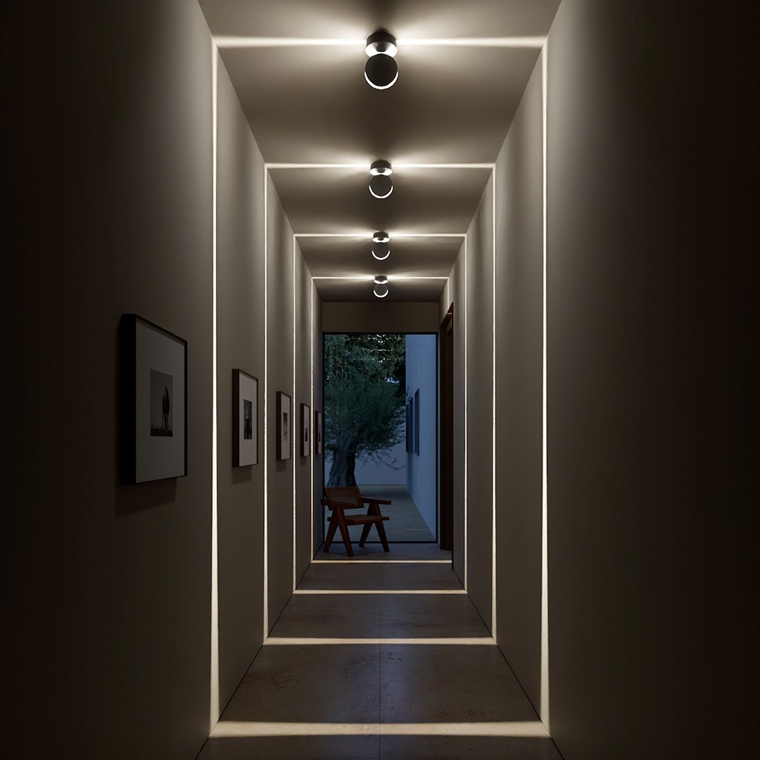 Minimalist Circular Wall Lamp with Adjustable LED Light