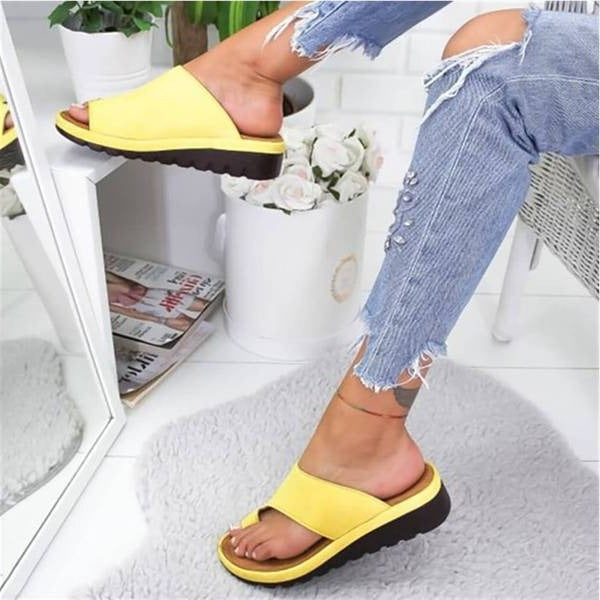 Cushioned Low-Heel Corrective Sandals for Foot Alignment