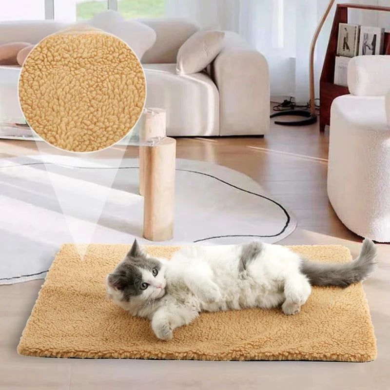 Self-Warming Faux-Fur Pet Mat for Dogs and Cats