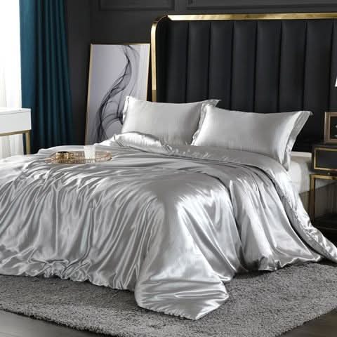 Silk Satin 4-Piece Bedding Set with Duvet Cover