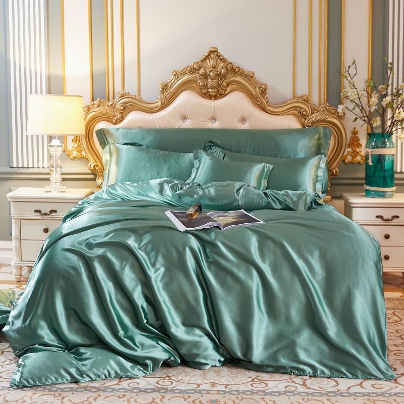 Luxury 4-Piece Satin Silk Bedding Set with Pillowcases and Fitted Sheet