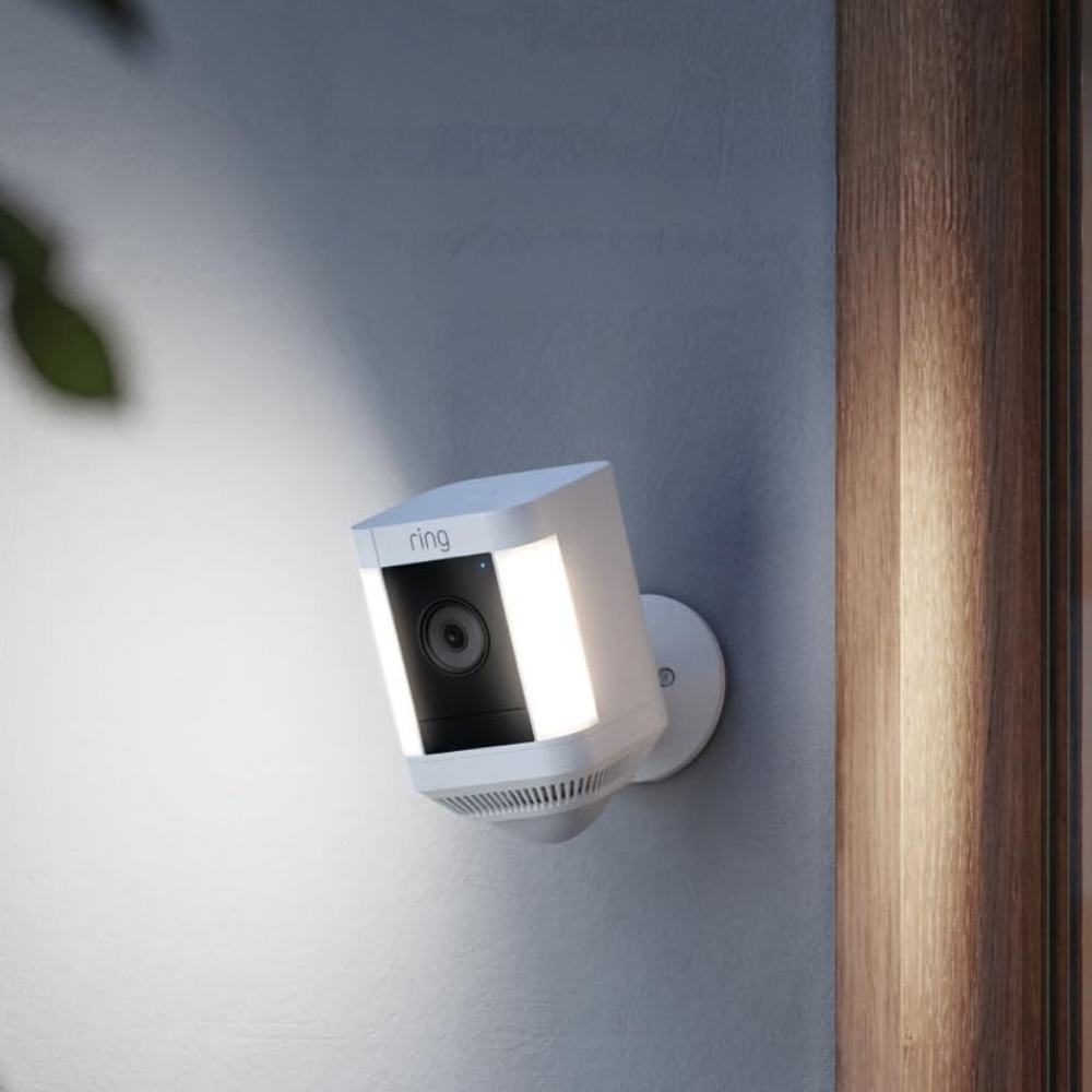 Wireless Outdoor Security Camera with HD Video and Motion-Activated LED Floodlight