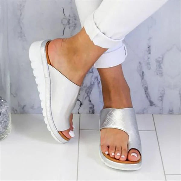 Cushioned Low-Heel Corrective Sandals for Foot Alignment