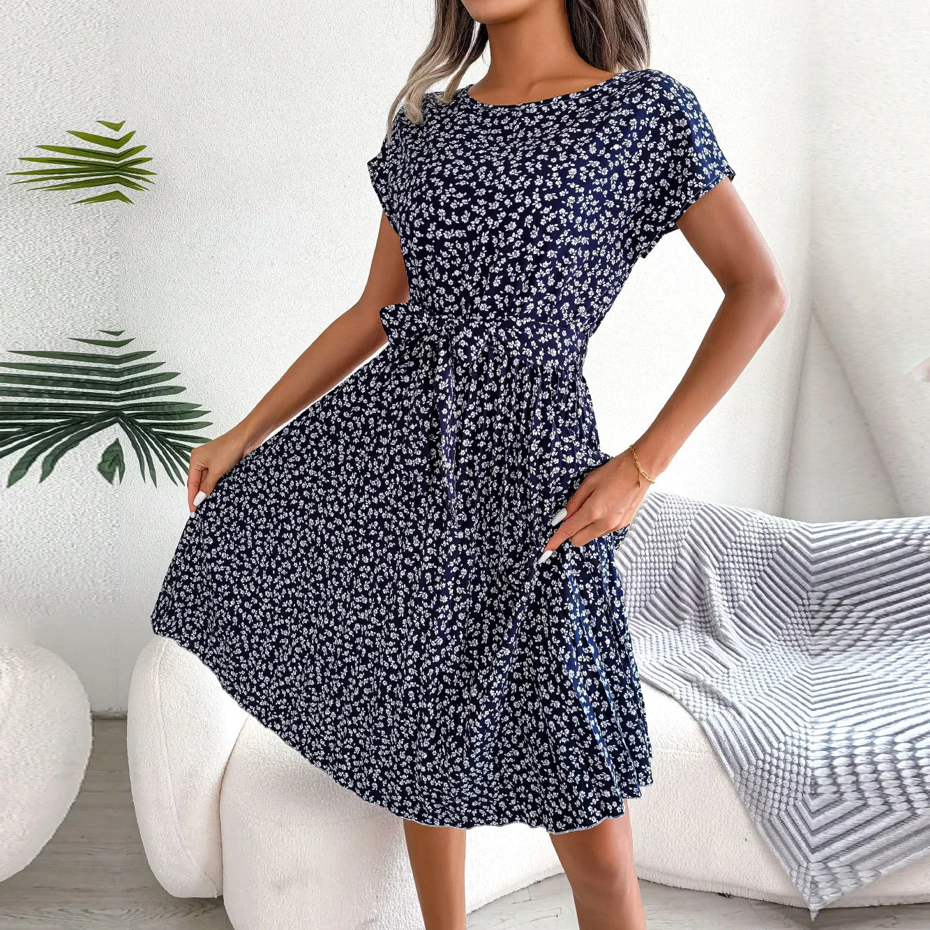 Anabelle - Floral Pleated Midi Dress