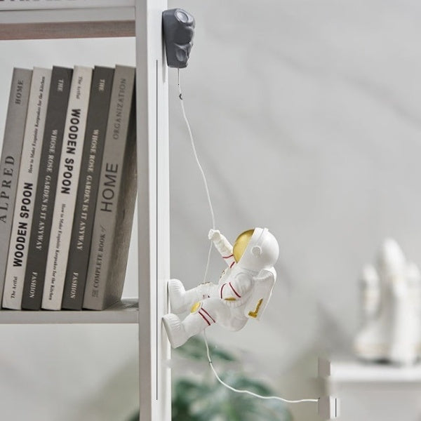 Astronaut Climber Wall Art Resin Decoration