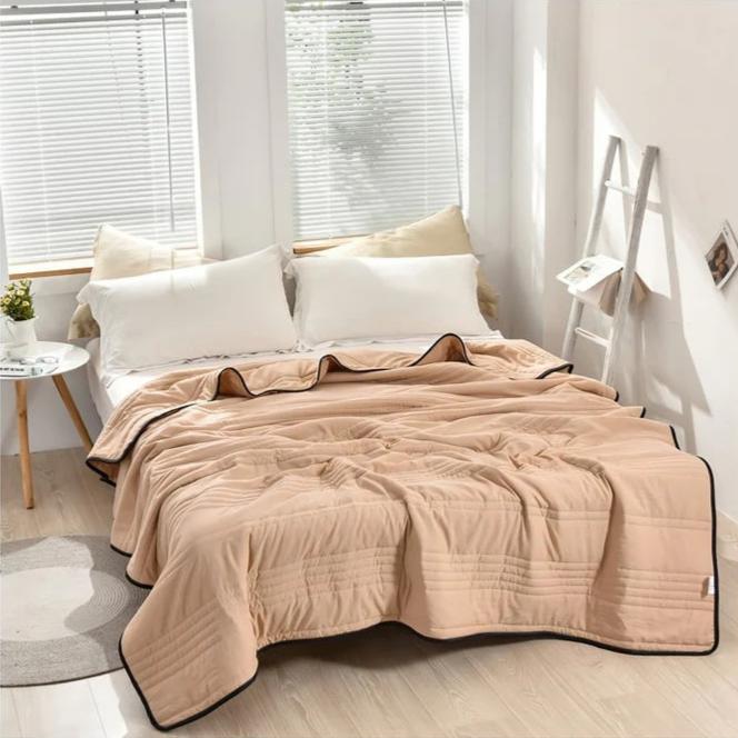 Cooling Blanket for Hot Sleepers - Soft, Moisture-Wicking Comfort