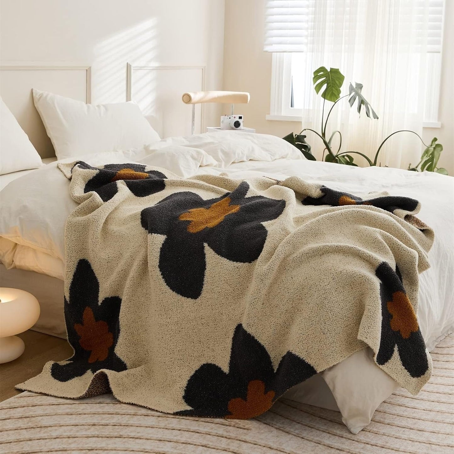 Floral Knitted Blanket for All-Season Comfort