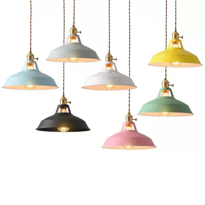 Industrial Retro Pendant Light in Metal with Adjustable Chain