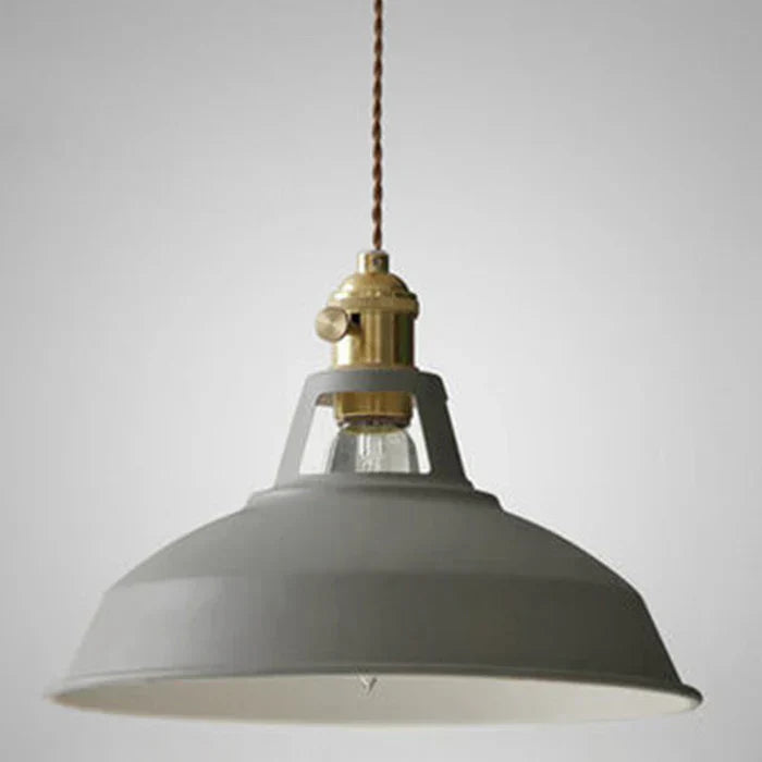 Industrial Retro Pendant Light in Metal with Adjustable Chain
