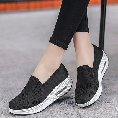 Trevia – Streamlined Comfort Sneakers