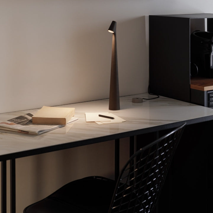 Wireless LED Sculpting Table Lamp with 10000mAh Battery and 3-Level Dimming