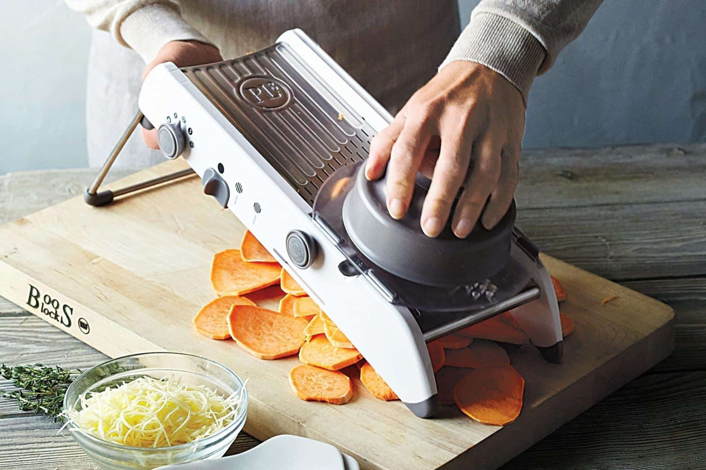 Stainless Steel Vegetable Slicer with Adjustable Thickness