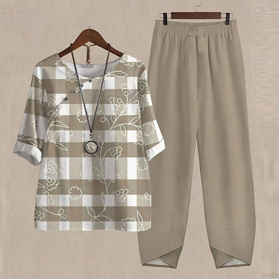 Elegant Women's Blouse and Pants Set in Soft Polyester