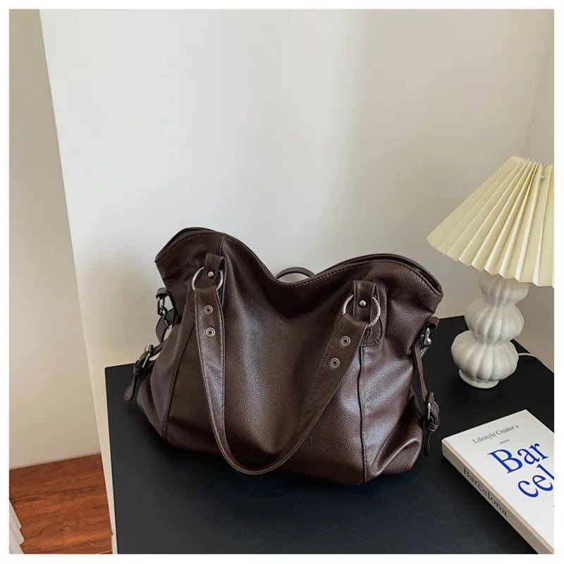 Spacious Everyday Tote Bag with Organized Pockets