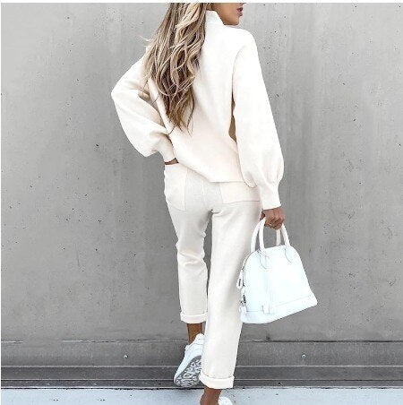 Stylish Women's Pullover and Pants Set